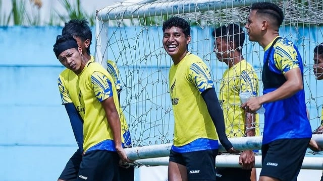 Pemain Arema FC saat latihan. (ig aremafc)